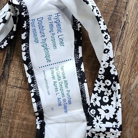 NWT Victoria's Secret Pink Bikini Bottoms Sz Medium - Picture 4 of 6